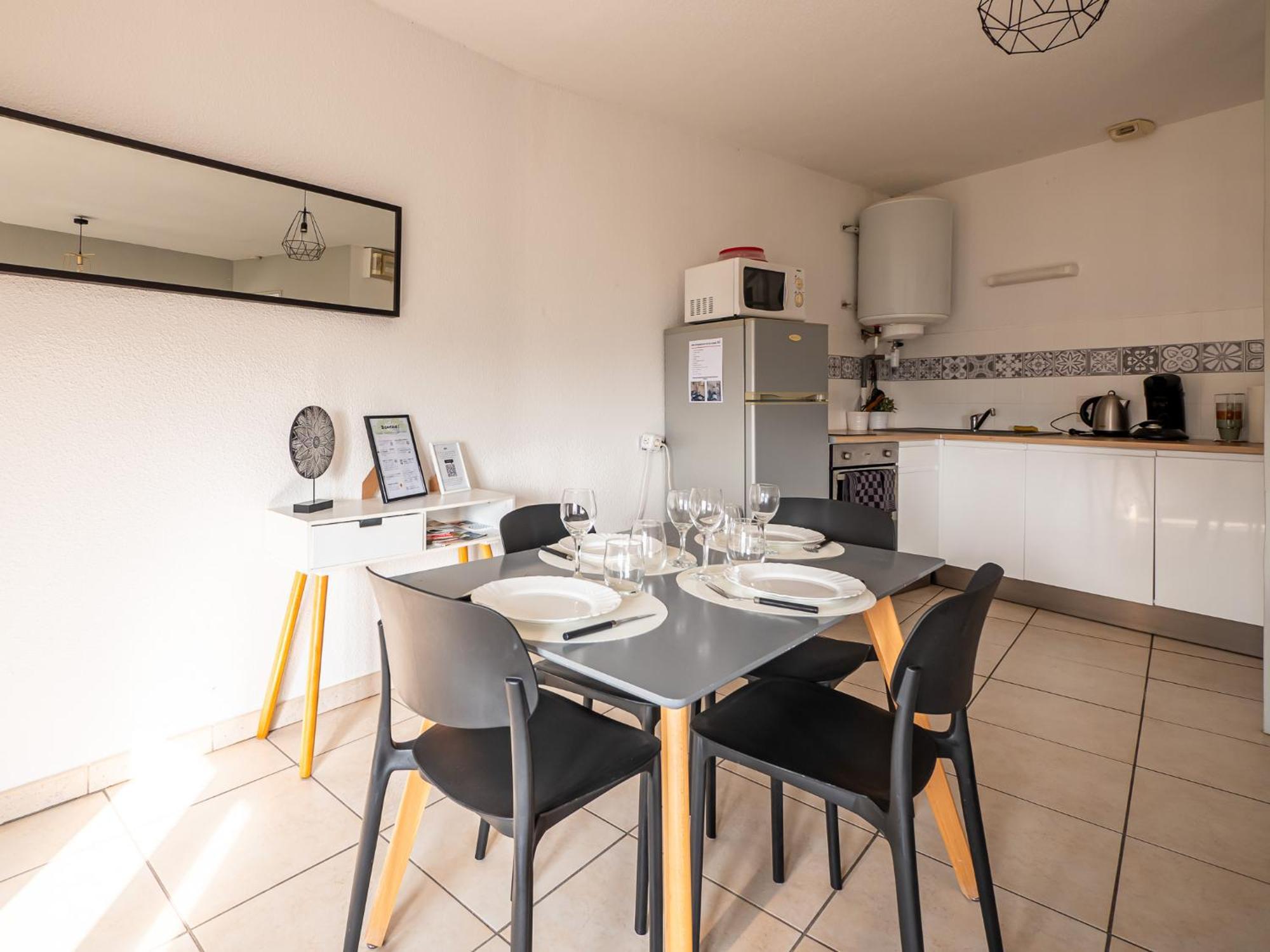 Appartement Chaleureux Avec 2 Grandes Chambres Saint-Rambert-dʼAlbon 외부 사진